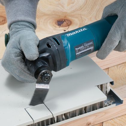 Multiherramienta Oscilante 320 W TM3000C Makita | Velocidad Variable para Corte, Lijado y Desbaste Profesional