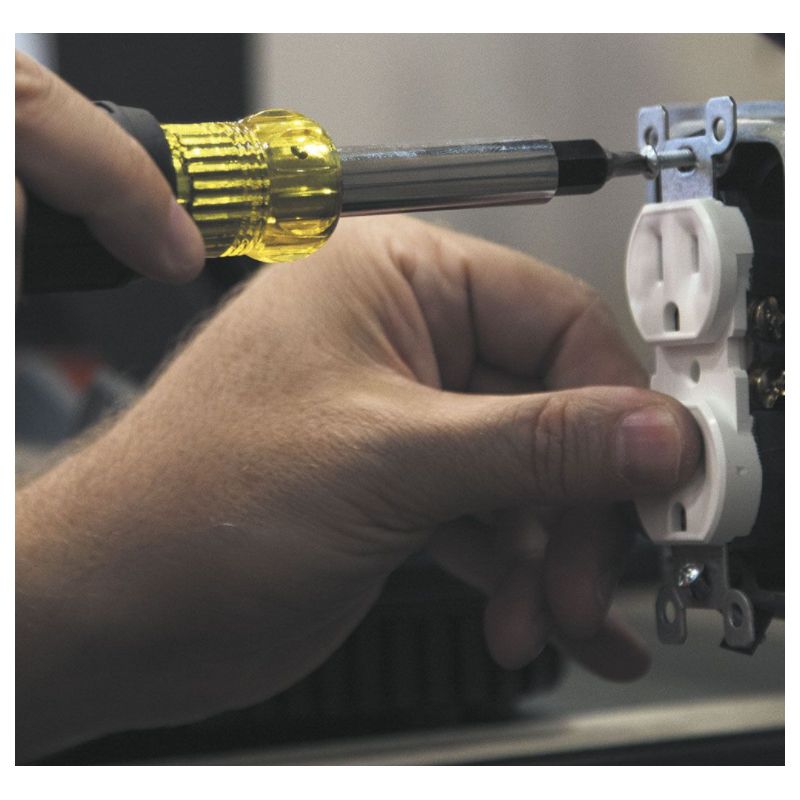 Juego Destornillador Multipunta 14 Piezas Klein Tools 32517 | Multi-Bit / Tap Tool Profesional