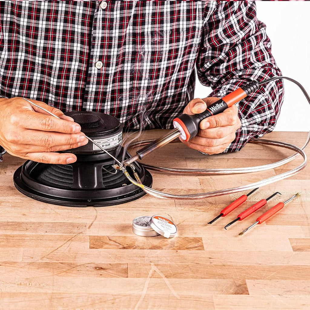 Kit de Soldadura Profesional con Cautín 60W Weller WLIRK6012A | Con Luz LED Halo Ring™ y Accesorios para Electrónica de Precisión