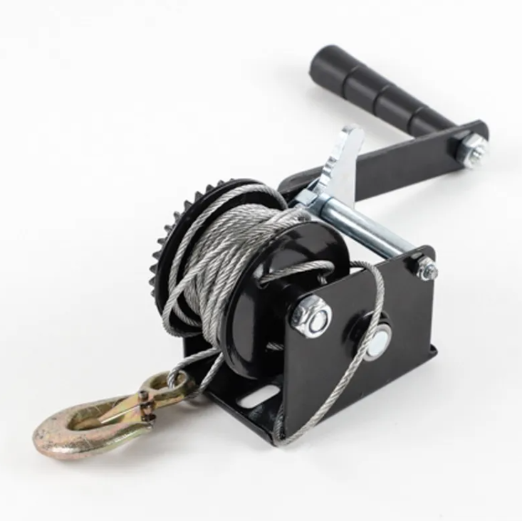 Malacate tipo winch manual 1/2 tonelada ADIR 11457 – Elevador de carga portátil con cable de acero y gancho reforzado para remolque, taller o uso industrial