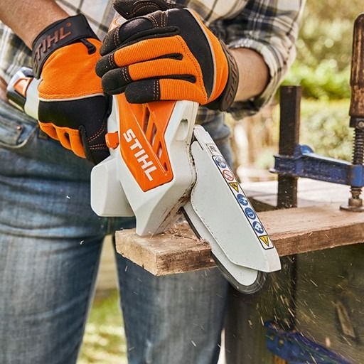 Mini Motosierra a Batería STIHL GTA 26 | Sierra de Mano Recargable para Poda, Jardinería y Bricolaje Profesional