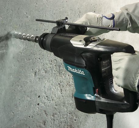 Rotomartillo Makita HR3200C 850W SDS Plus con Velocidad Variable y Control Electrónico para Concreto, Madera y Metal