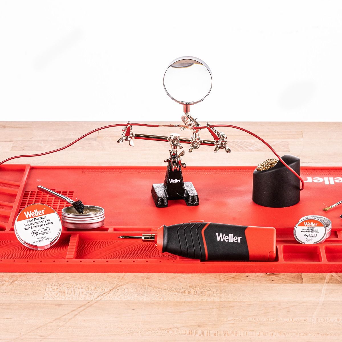 Cautín Inalámbrico 4.5W Weller WLIBA4 | Soldador Portátil Recargable con Batería y Luz LED para Electrónica de Precisión